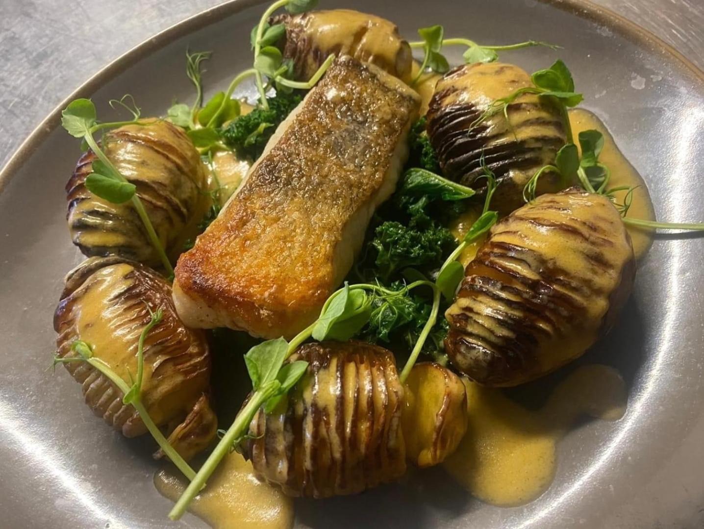 Montacute The Kings Arms Inn מראה חיצוני תמונה