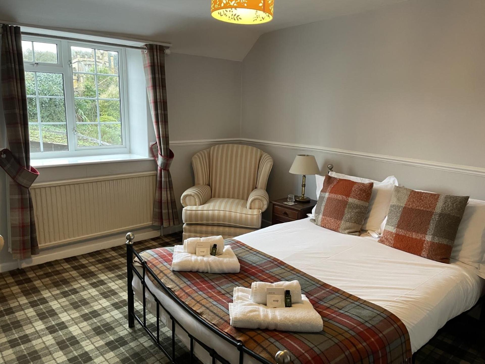 Montacute The Kings Arms Inn מראה חיצוני תמונה