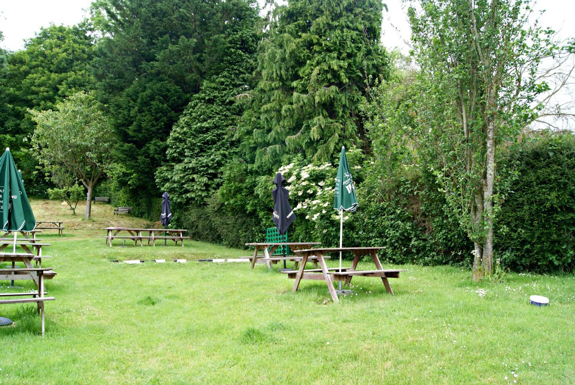 Montacute The Kings Arms Inn מראה חיצוני תמונה