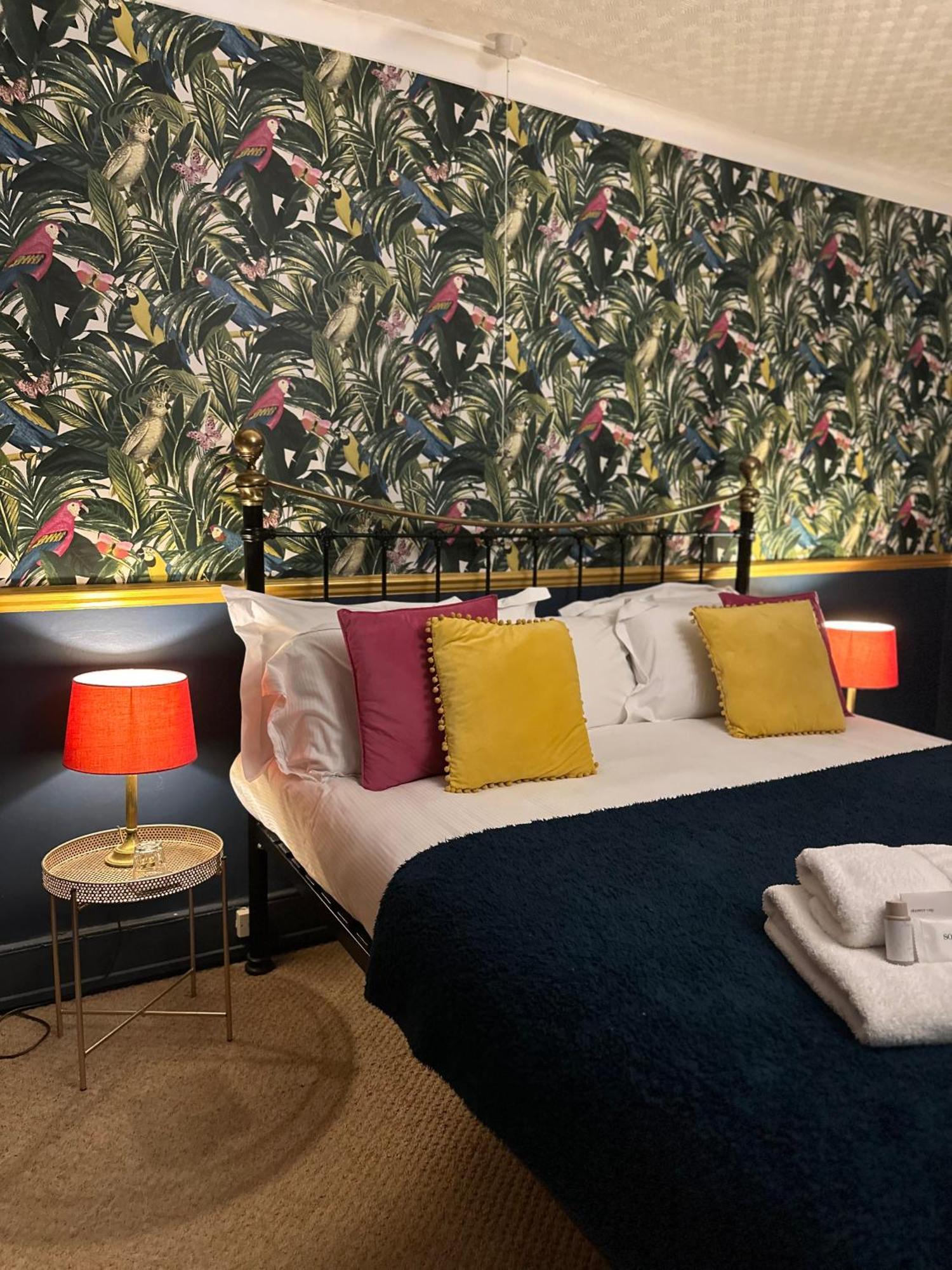 Montacute The Kings Arms Inn חדר תמונה